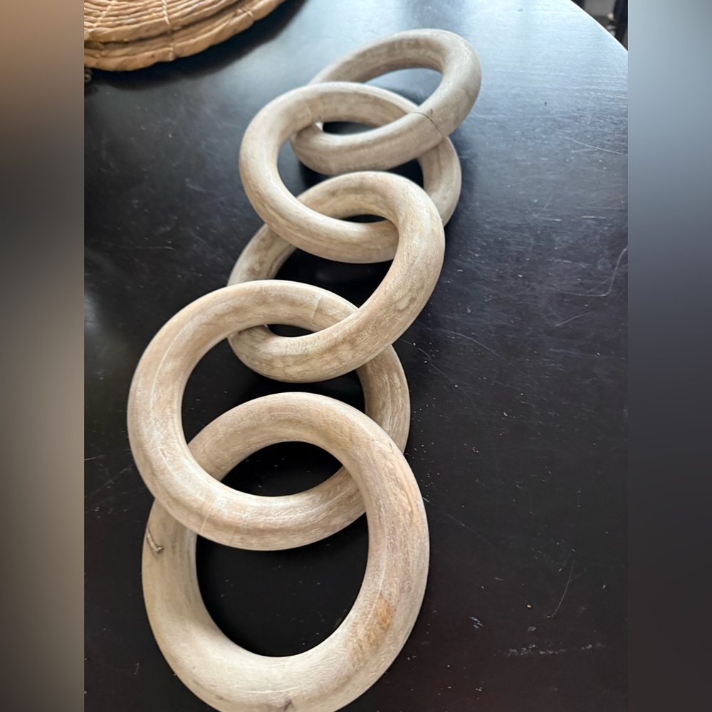 Neutral Wood Link Wall Decor - Stylish Circular Chain Accent